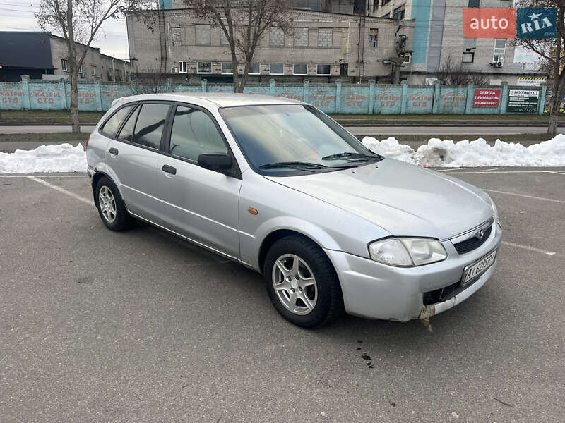Хэтчбек Mazda 323 1999 в Броварах фото Хэтчбек Mazda 323 1999 в Броварах