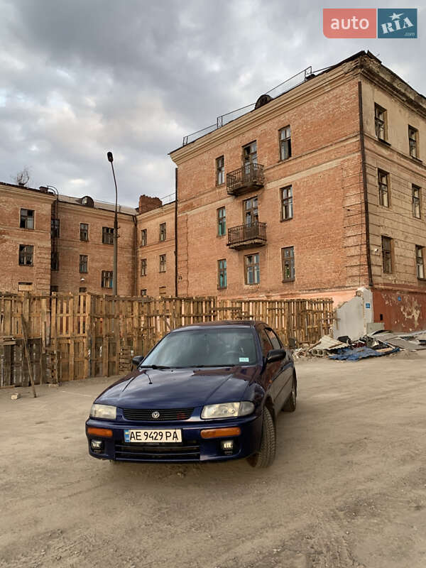 Mazda 323 1995 Mazda 323 1995