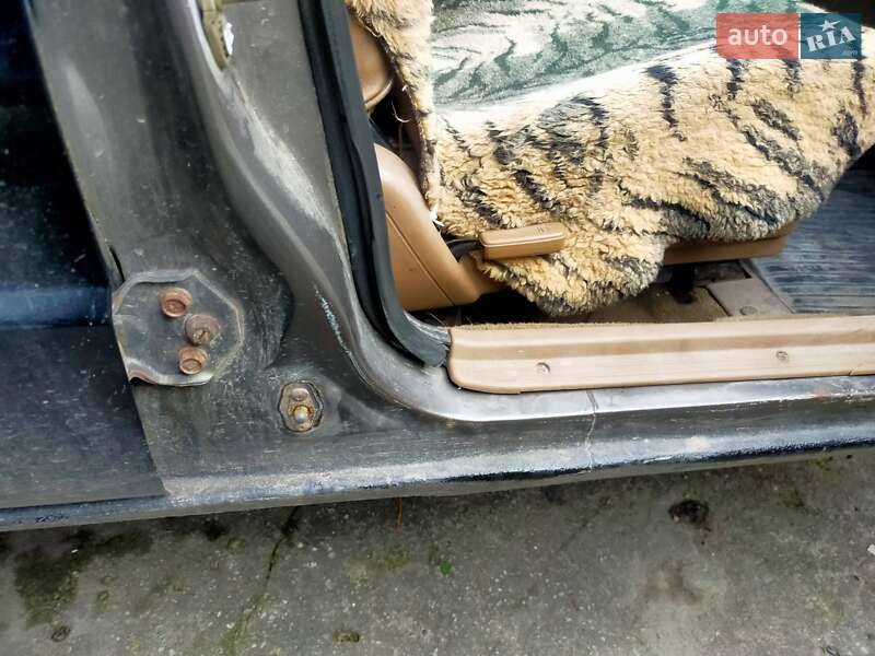 Хетчбек Mazda 323 1987 в Славуті фото 9 Хетчбек Mazda 323 1987 в Славуті