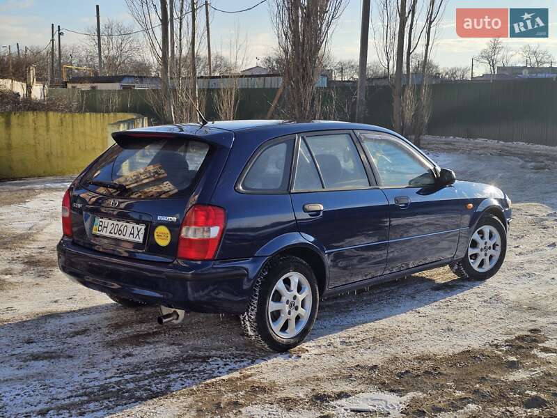 Хетчбек Mazda 323 1998 в Чорноморську