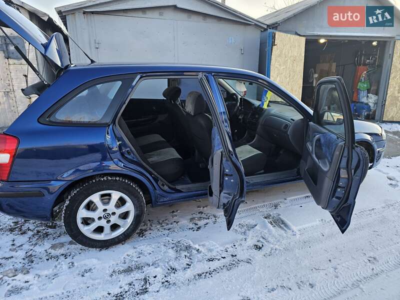 Хетчбек Mazda 323 1998 в Чорноморську