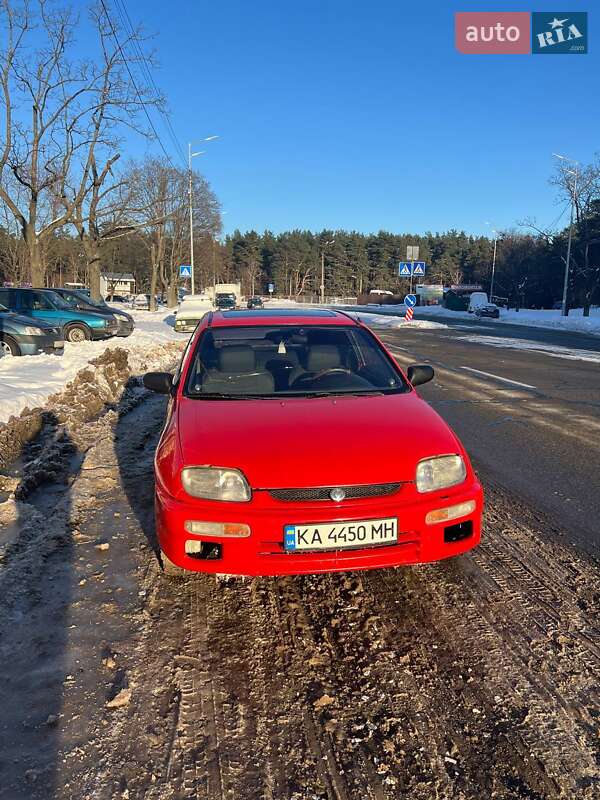 Хетчбек Mazda 323 1995 в Києві фото 3 Хетчбек Mazda 323 1995 в Києві