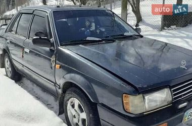 Седан Mazda 323 1987 в Турке