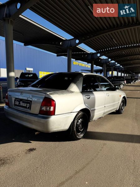 Седан Mazda 323 2002 в Запорожье
