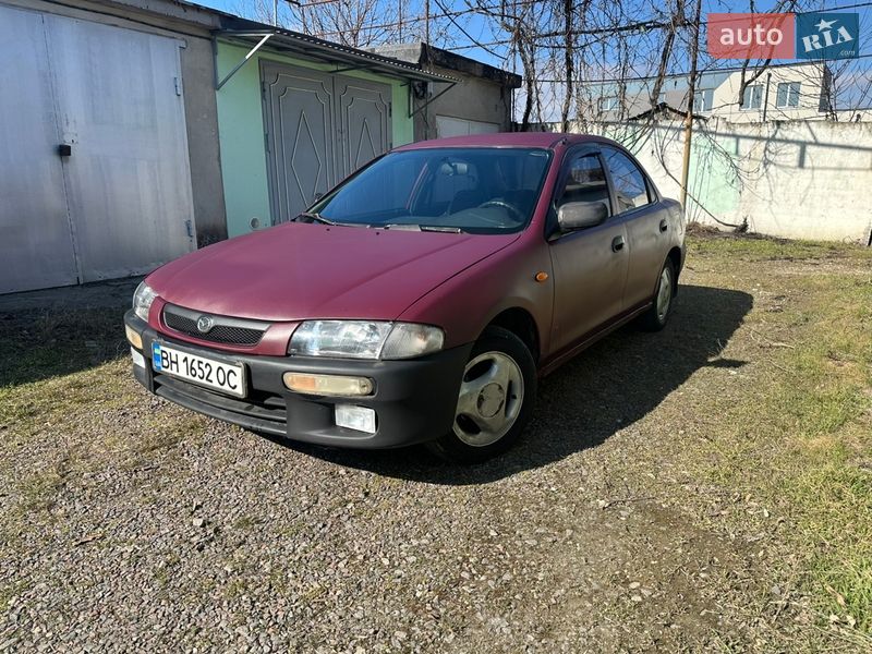 Mazda 323 1997