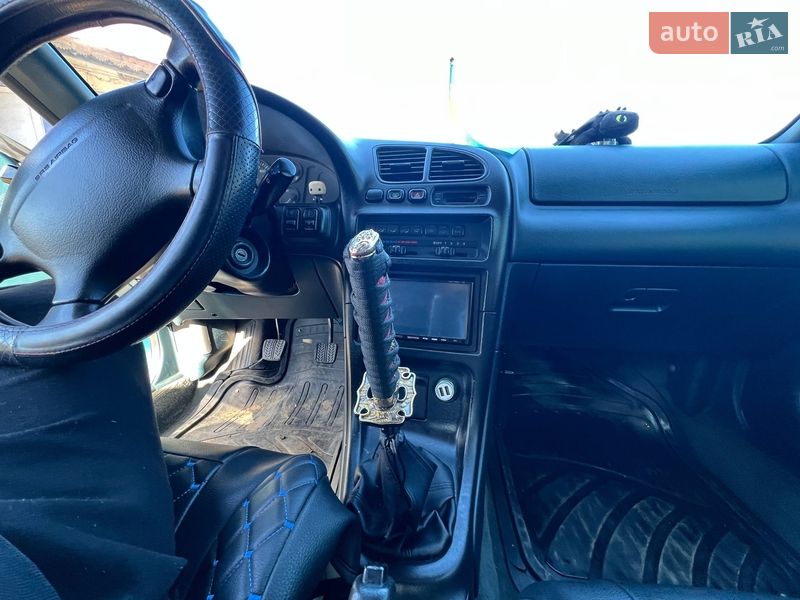 Хетчбек Mazda 323 1996 в Одесі