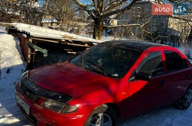 Седан Mazda 323 1995 в Стреховцы