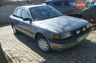 Седан Mazda 323 1989 в Полтаве