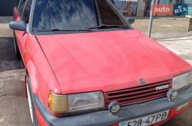 Универсал Mazda 323 1988 в Сарнах