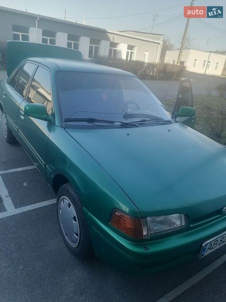 Хэтчбек Mazda 323 1994 в Виннице