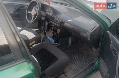 Хэтчбек Mazda 323 1994 в Виннице