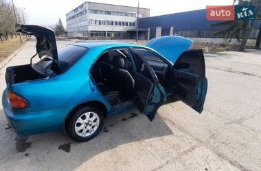 Седан Mazda 323 1996 в Кривом Роге