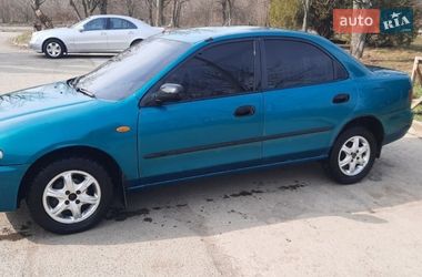 Седан Mazda 323 1996 в Кривом Роге
