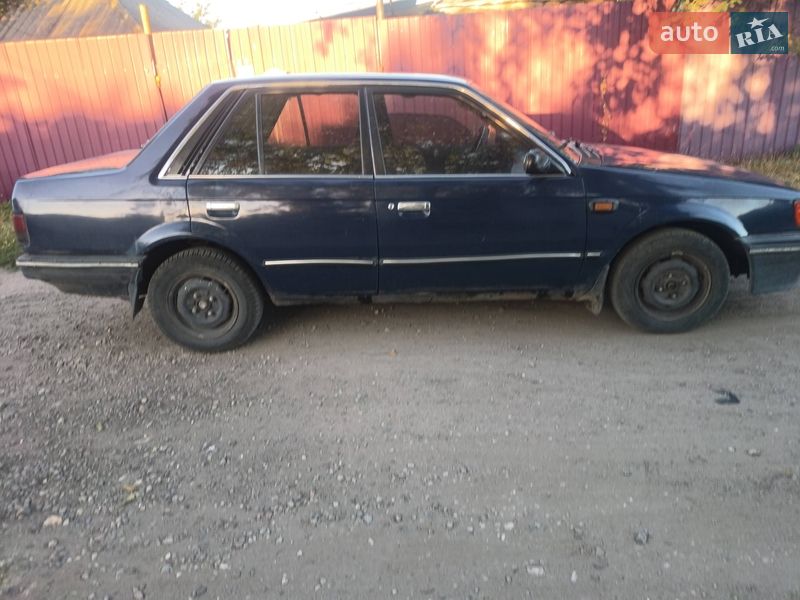 Mazda 323 1987 Mazda 323 1987