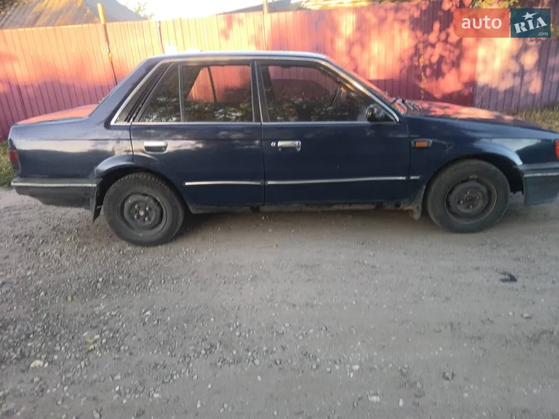 Mazda 323