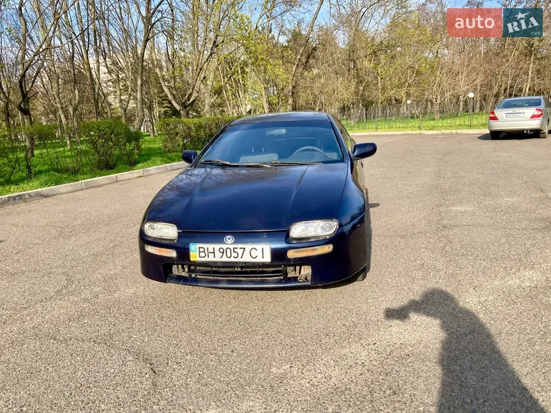 Mazda 323 1997