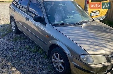 Хетчбек Mazda 323 2000 в Києві