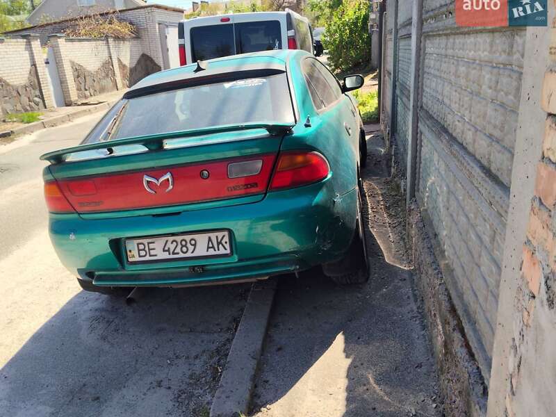 Хэтчбек Mazda 323 1997 в Киеве