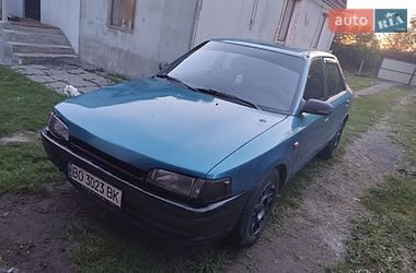 Седан Mazda 323 1993 в Кременці