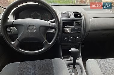 Хэтчбек Mazda 323 1998 в Киеве