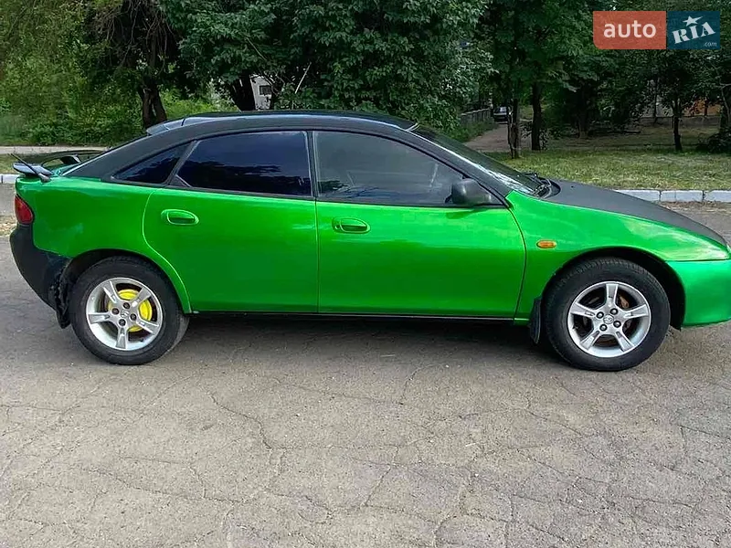 Mazda 323