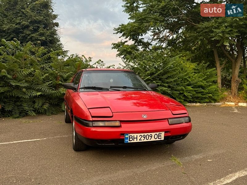 Mazda 323 1990 Mazda 323 1990
