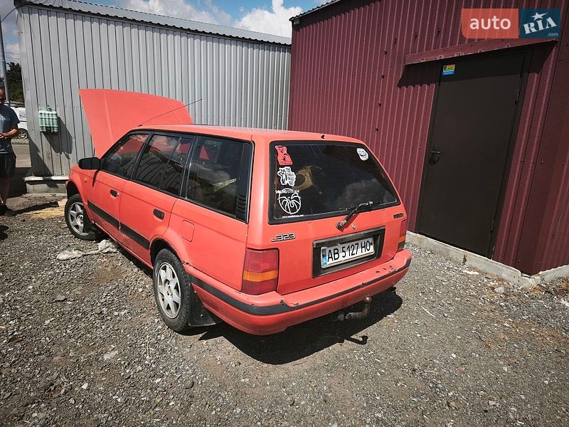 Хетчбек Mazda 323 1992 в Вінниці