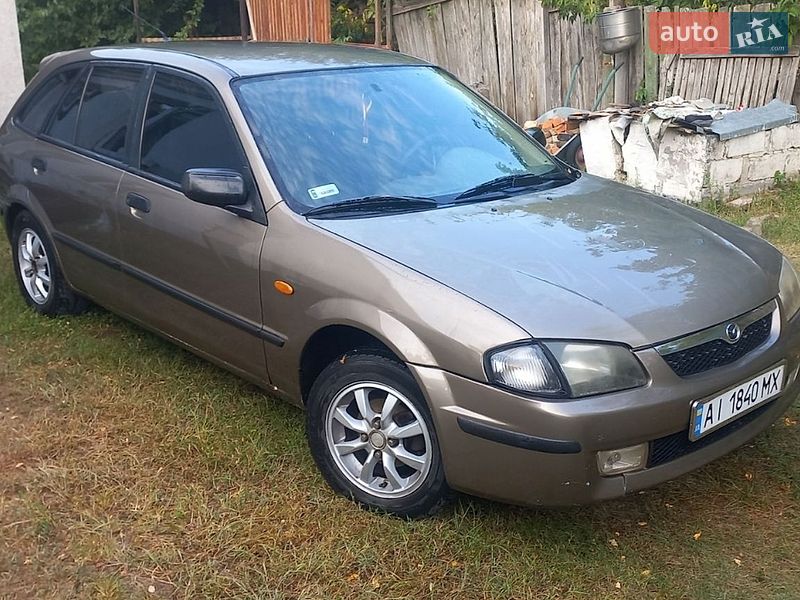 Хетчбек Mazda 323 1999 в Борисполі