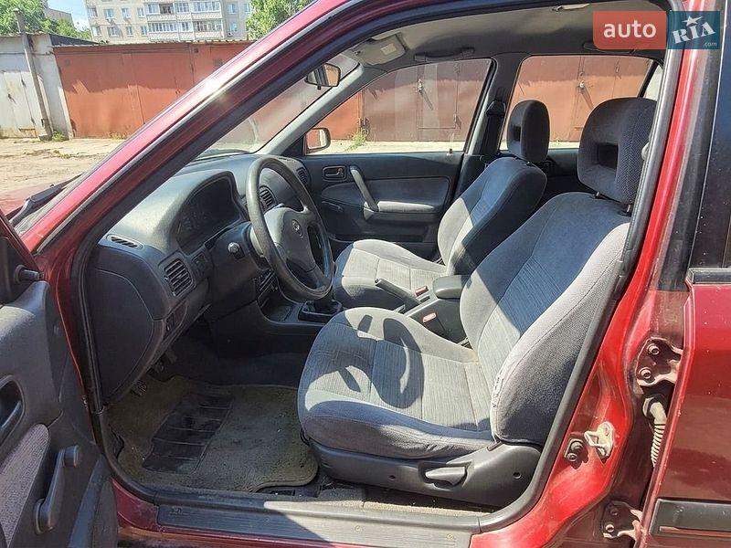 Седан Mazda 323 1991 в Киеве