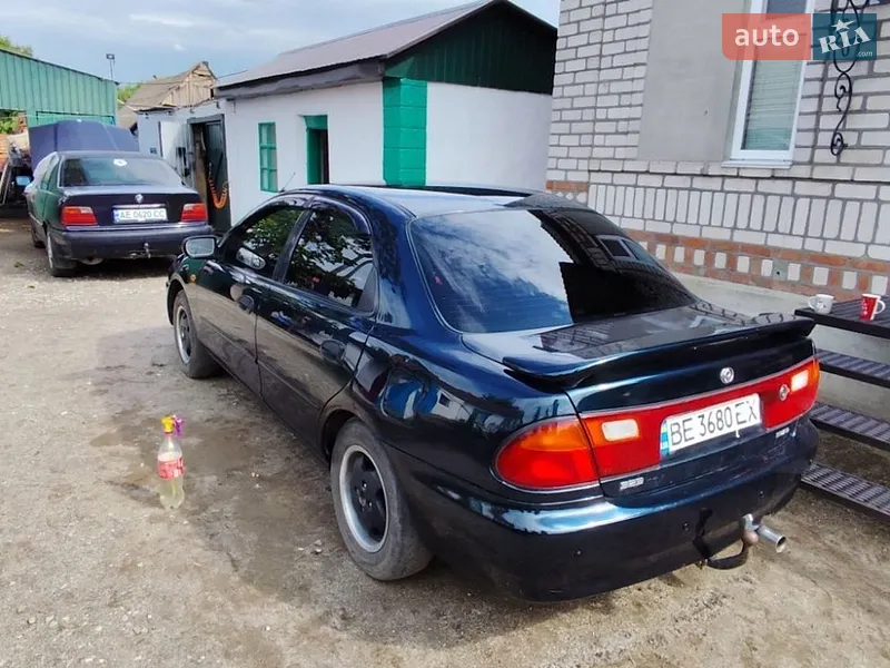 Mazda 323