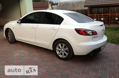 Седан Mazda 3 2011 в Киеве