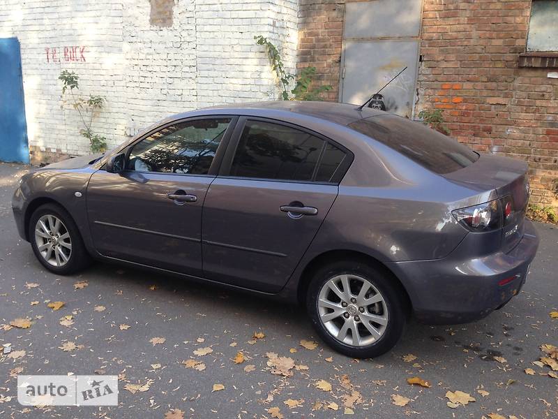 Седан Mazda 3 2008 в Киеве