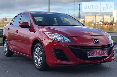 Седан Mazda 3 2012 в Киеве