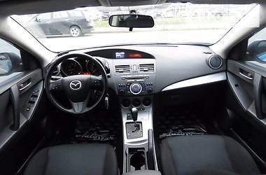 Седан Mazda 3 2010 в Киеве