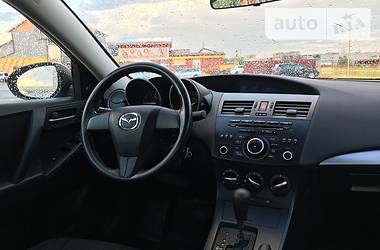 Седан Mazda 3 2013 в Львове