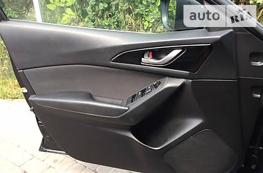 Хетчбек Mazda 3 2016 в 