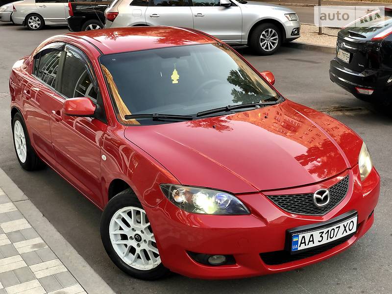 Седан Mazda 3 2005 в 