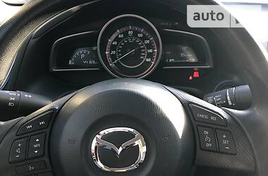 Седан Mazda 3 2016 в Киеве