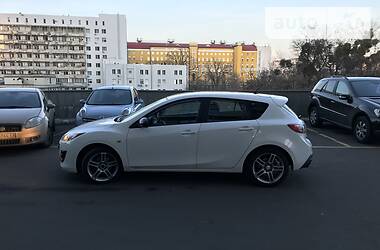 Хэтчбек Mazda 3 2010 в Киеве