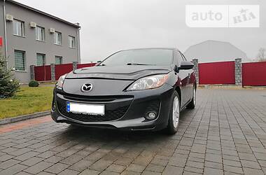 Хэтчбек Mazda 3 2011 в Дубно