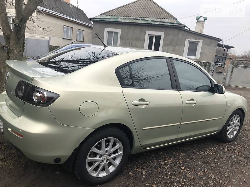 Седан Mazda 3 2008 в Золотоноші