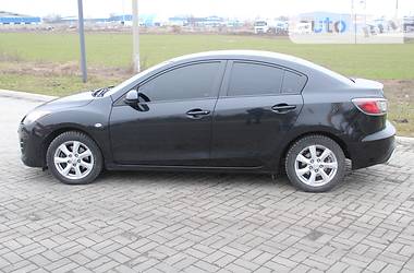 Седан Mazda 3 2010 в 