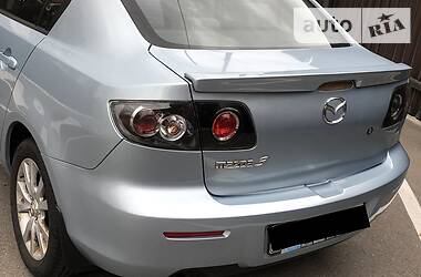 Седан Mazda 3 2006 в Киеве