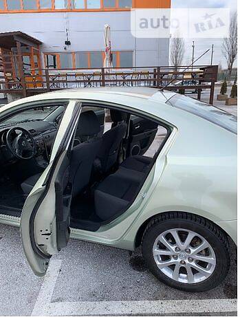 Седан Mazda 3 2008 в Києві