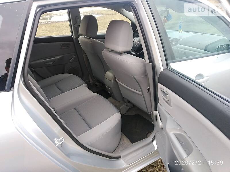 Хетчбек Mazda 3 2004 в Кобеляках