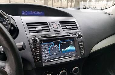 Седан Mazda 3 2011 в 