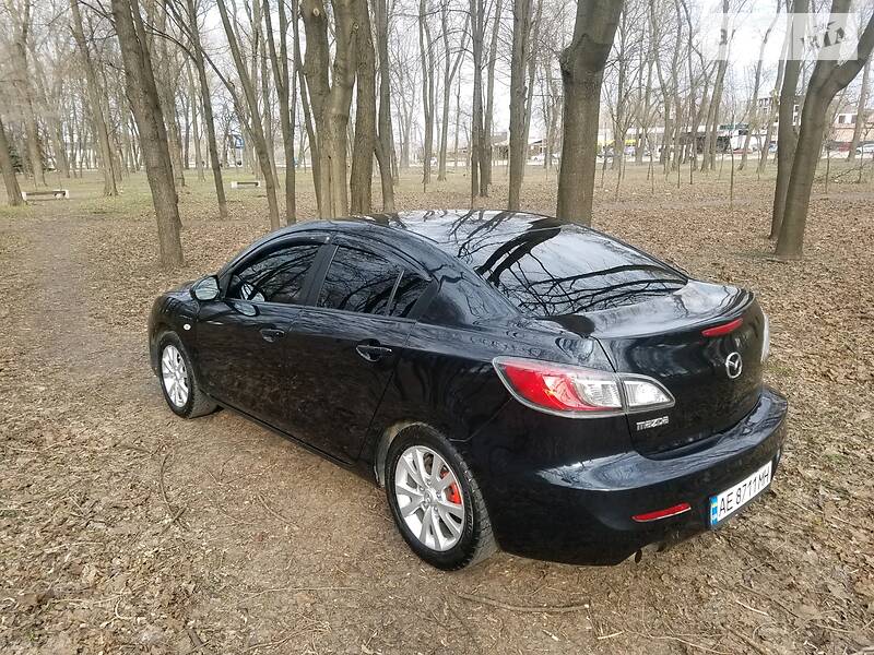 Седан Mazda 3 2011 в Дніпрі фото 2 Седан Mazda 3 2011 в Дніпрі