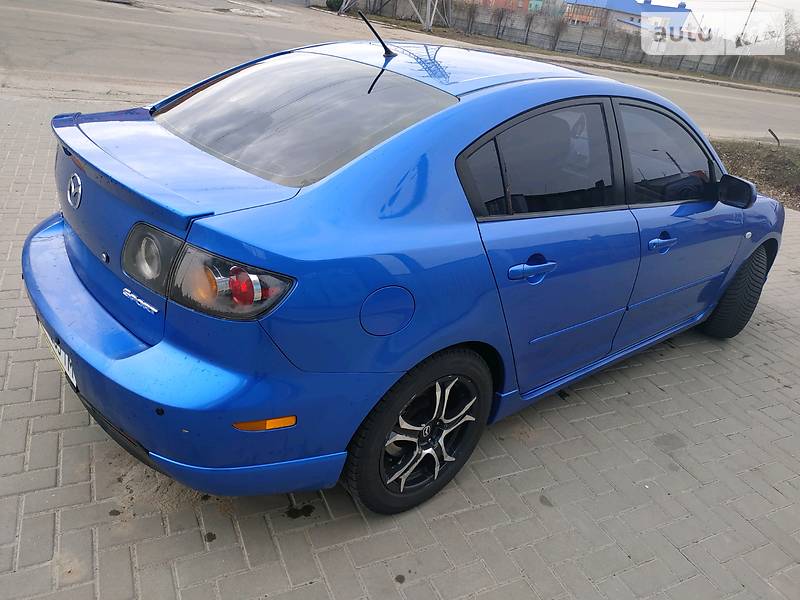 Седан Mazda 3 2006 в Богуславі