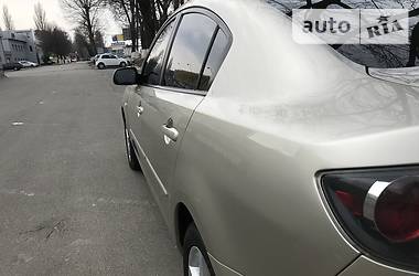 Седан Mazda 3 2006 в Киеве