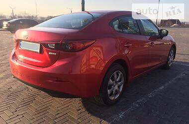 Седан Mazda 3 2014 в 